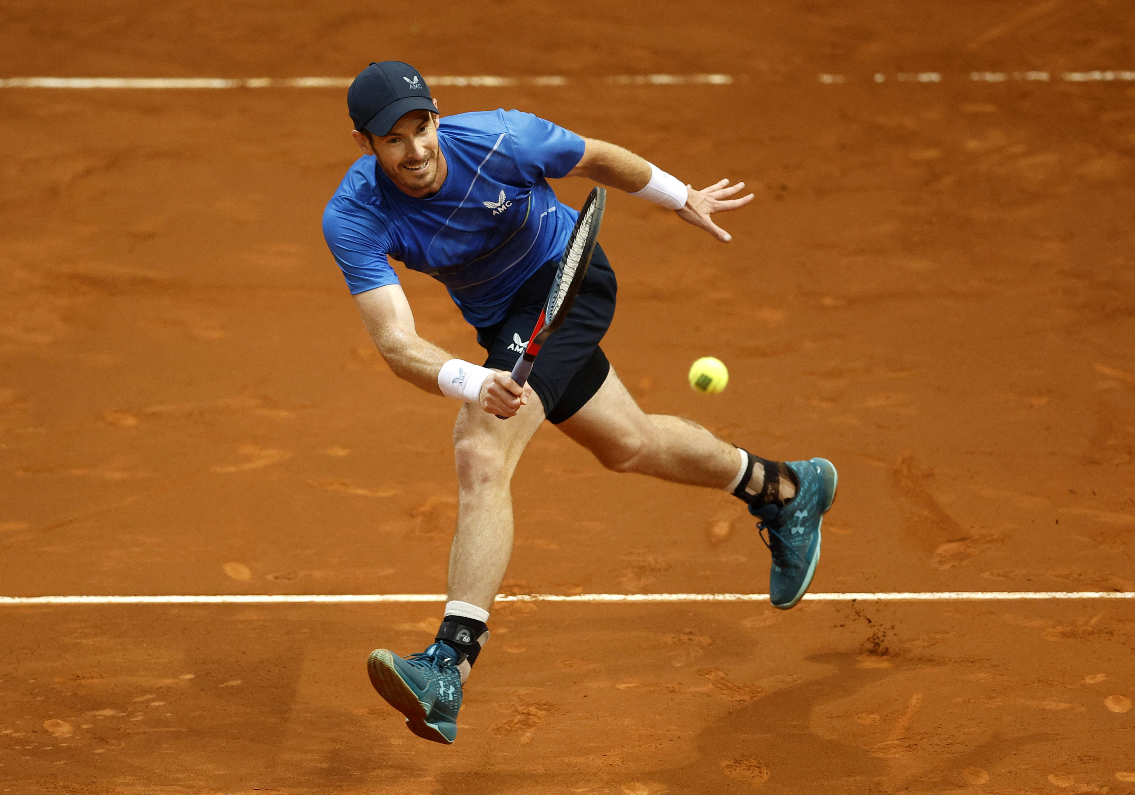 英国网球队绝杀意大利网球队,穆雷爆发神勇的简单介绍 英国网球队绝杀意大利网球队,穆雷爆发神勇的简单介绍