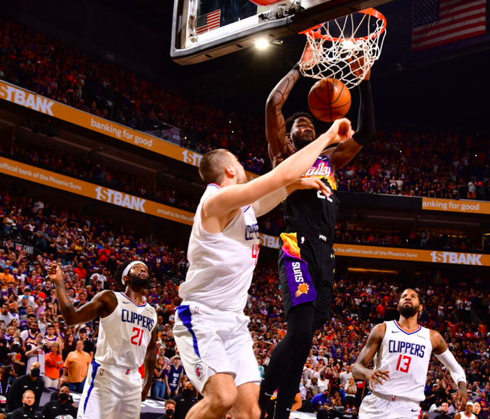 上海队绝杀江苏队，保罗状态火热